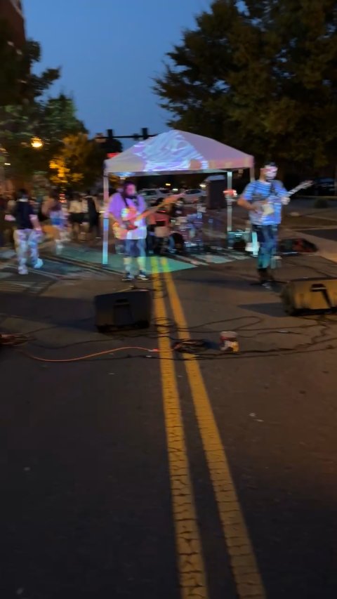 7E636AAA-3AB1-43C2-8654-938B2ED903B1